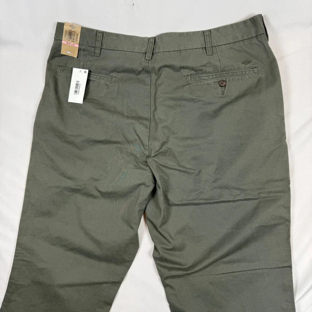 Dockers D3 Classic Fit Mens 40x32 Olive Green Flat Front Cotton Chino Pants NEW